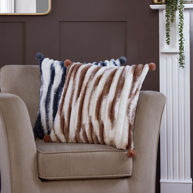 FAUX FUR OMBRE GREY 45x45 Cushion