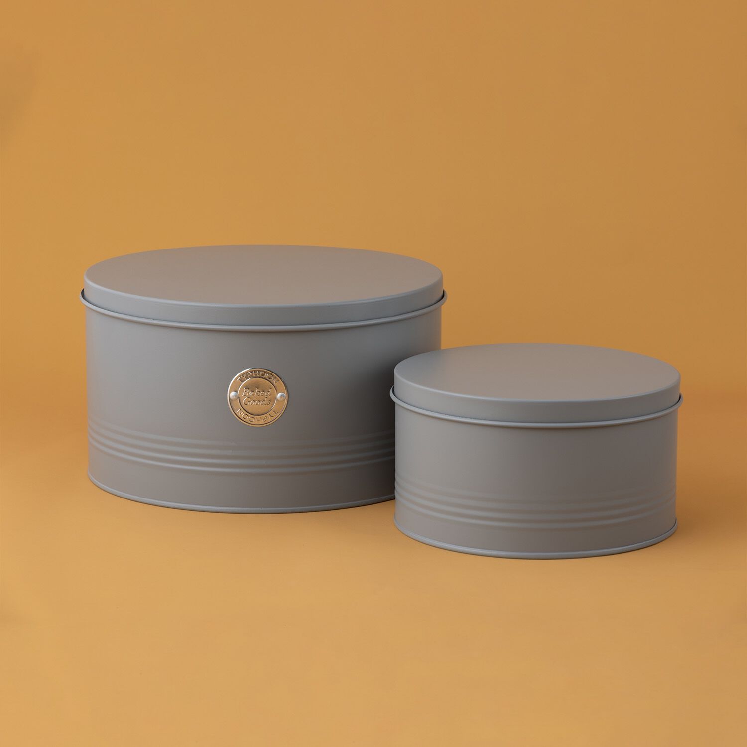 Grey shop cake tins