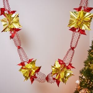 4 Section Red and Gold Garland 2.7m