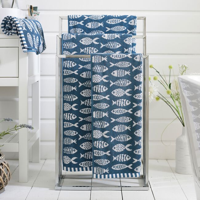 SMALL FISH 550GSM JACQUARD BLUE/WHITE Hand Towel