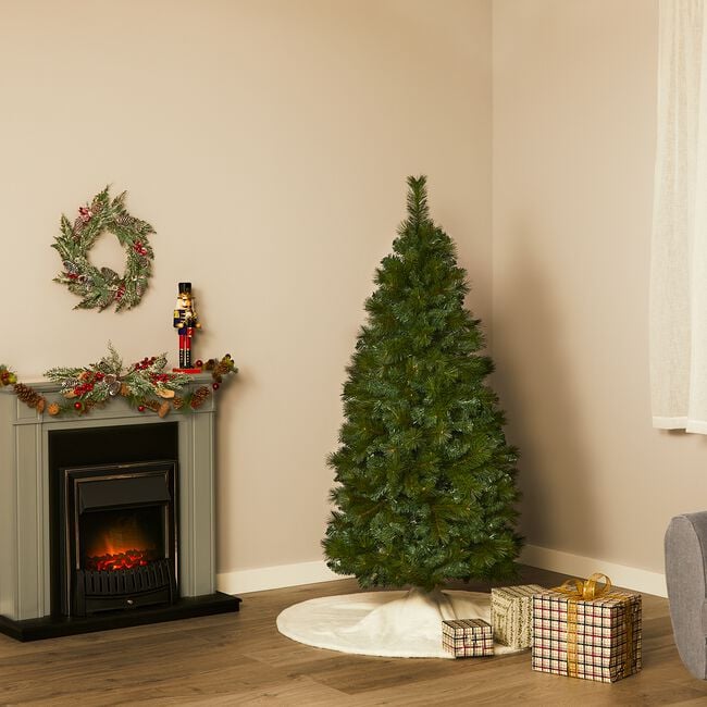 Nebraska 6ft Slim Christmas Tree