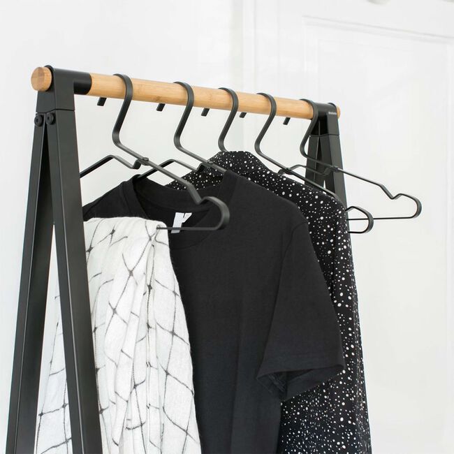 Brabantia 4 Clothes Hangers - Black