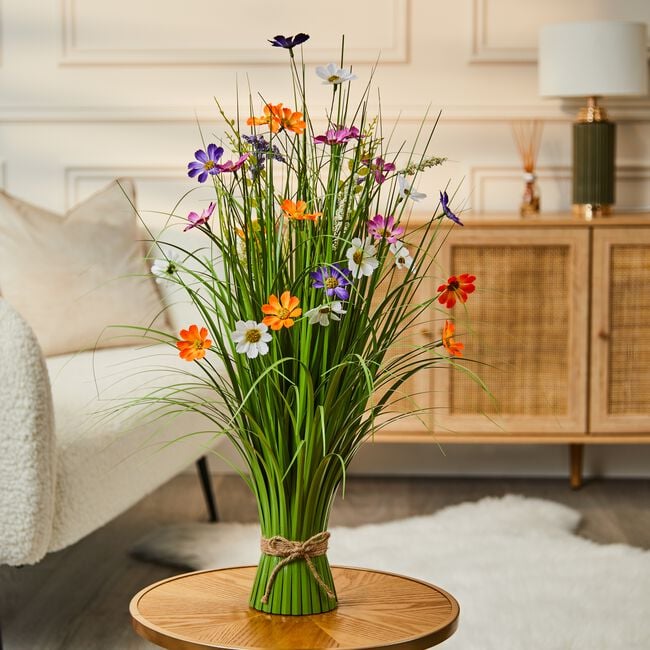 Bloomvibe Primrose Floral Bouquet