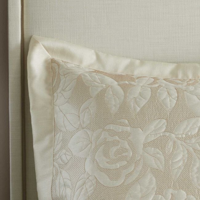 Quilted Rose Cream Pillowshams 50cm x 75cm