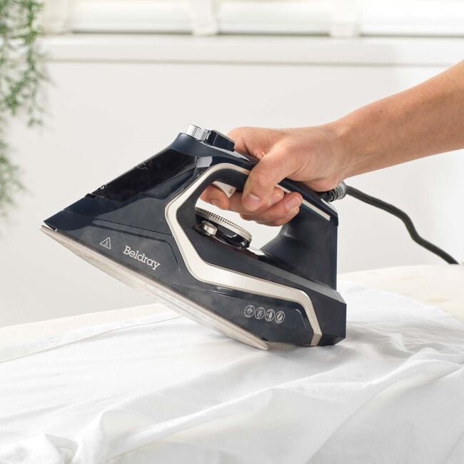 BELDRAY 2600W Ultra Sleek Iron