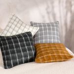 YARD YARROW MOHAIR GINGER 45x45 Cushion