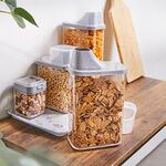 Felli 2.2L Cereal Dispenser With Scooping Cup