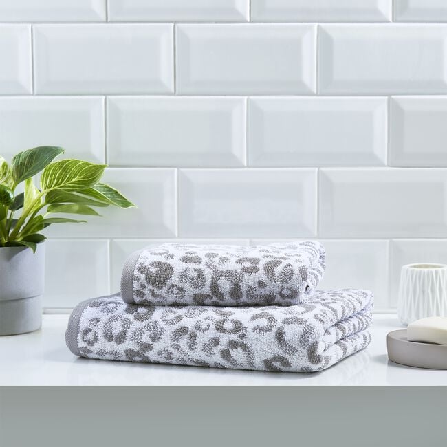FUSION ANIMAL PRINT GREY 90x150cm Bath Sheet