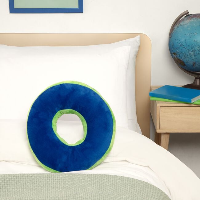 LETTER O Cushion Blue/Green