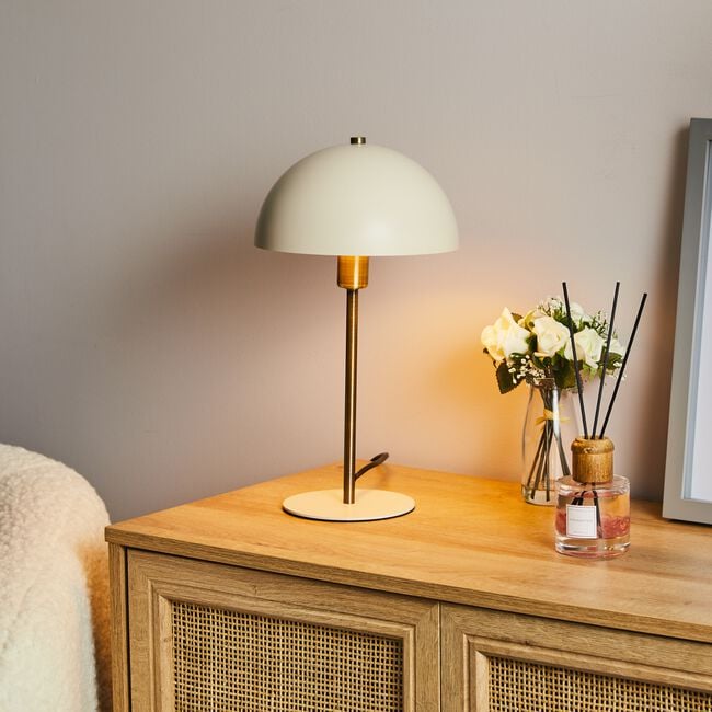 Clara Table Lamp