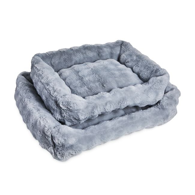 SLOANE Small Plush Pet Bed