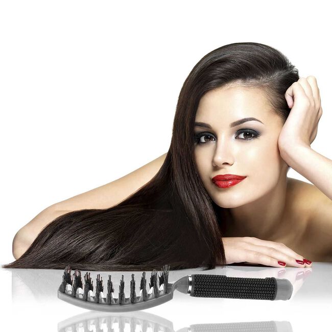 Cosmetic Club Quick Detangling Brush
