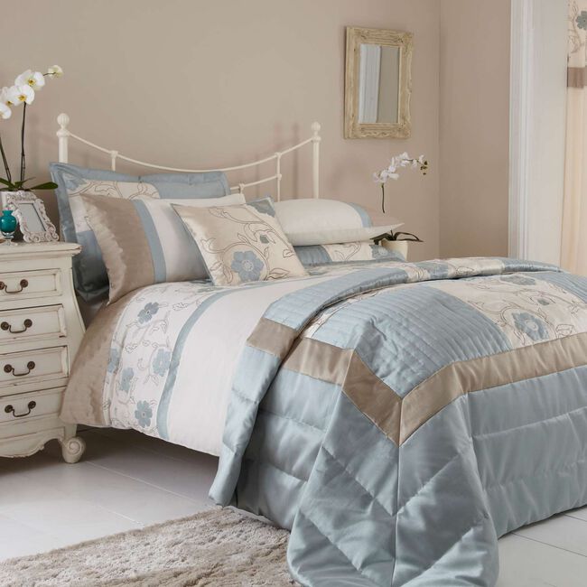SUPER KING  DUVET COVER Alicia Duck Egg