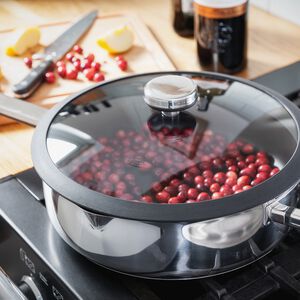 Stellar Stay Cool 28cm Non Stick Saute Pan