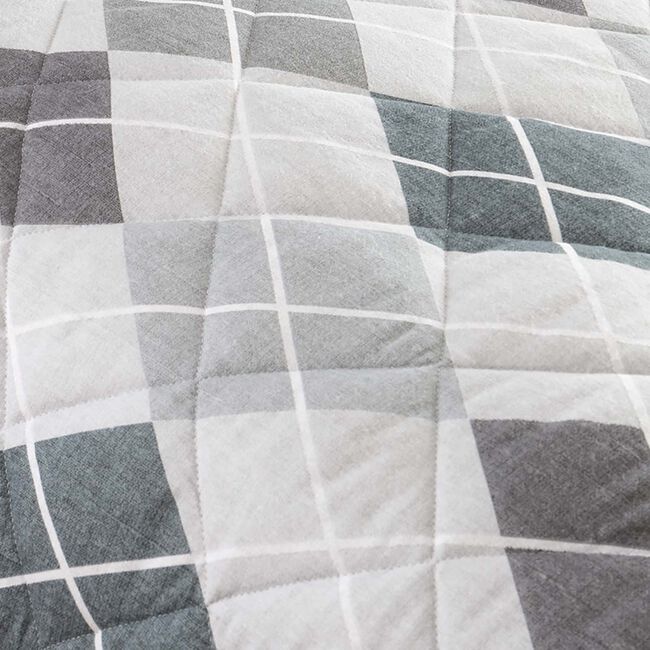 Argyle Bedspread 200 x 220cm - Grey