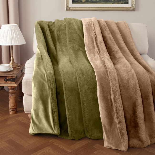 NICOLE DAY FAUX FUR SAGE 130x170cm Throw