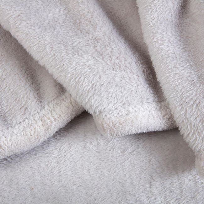 Nicole Day Fleece Throw 150cm x 180cm 