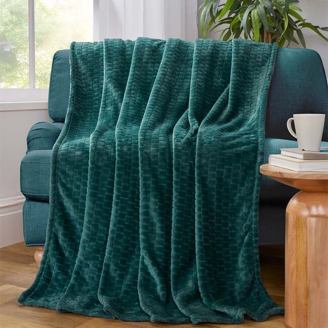 RUANE JACQUARD VELVET TEAL 150x200cm Throw 