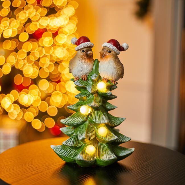 Light Up Christmas Tree With Robins