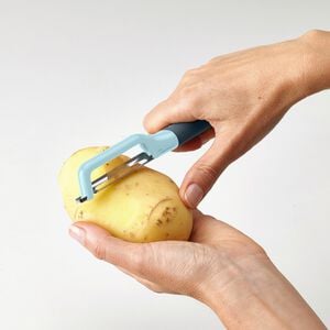 Joseph Joseph Duo Swirl Peeler