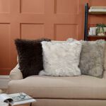 CHATHAM LONGHAIR WHITE 45x45 Cushion