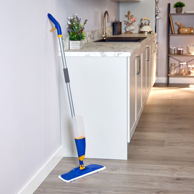 Gleam Clean Spray Mop