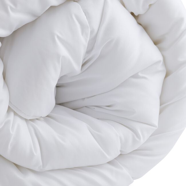 BEDROOM COUTURE JUST LIKE DOWN 4.5 TOG SB Duvet