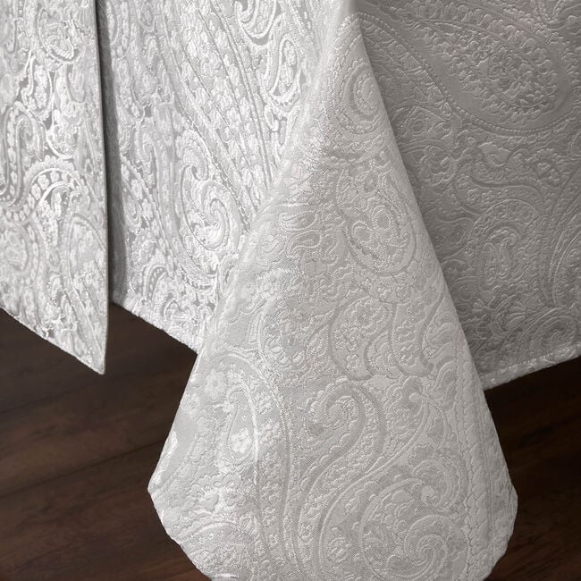 PAISLEY DAMASK SILVER 160x183cm Table Cloth