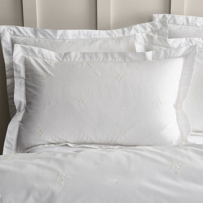Bianca Lottie Embroidery Oxford Pillowcase 