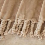 Ruane Tassel Fleece Throw 150cm x 200cm