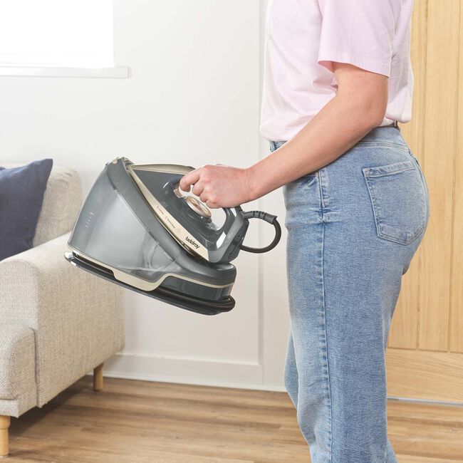 Beldray Power Pro 2.5L Steam Station Iron