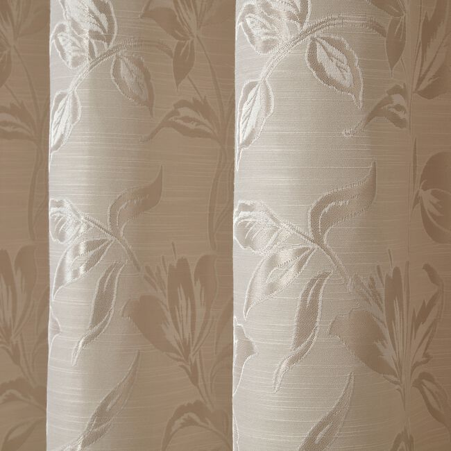 FLORAL JACQUARD SAND 66x 54 Curtain