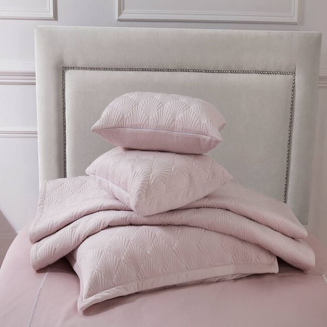 Quilted Hotel Velvet Bedspread 220 x 230cm - Blush