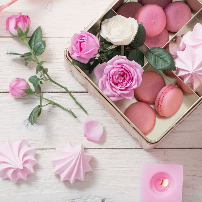 Colony 9 Scented Tealights - Sweet Macarons