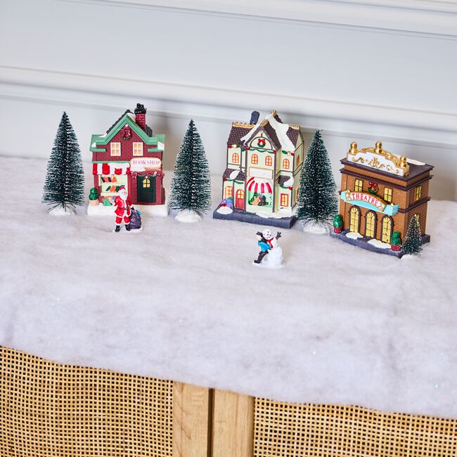 Luxury Glitter Snow Blanket 50cm x 80cm