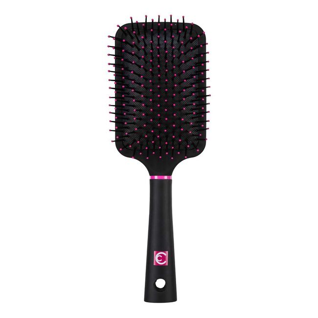 Cosmetic Club Square Brush