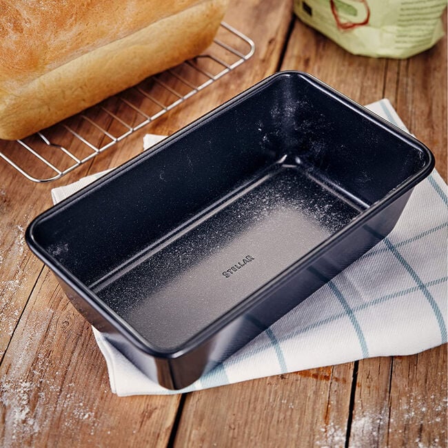 Stellar Non-Stick Loaf Tin 1lb 900ml