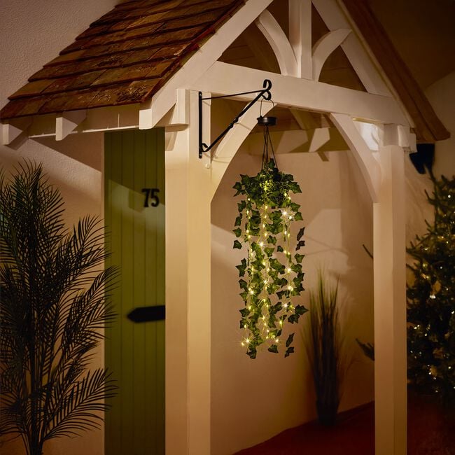 60 LED Solar Ivy Hanging Basket