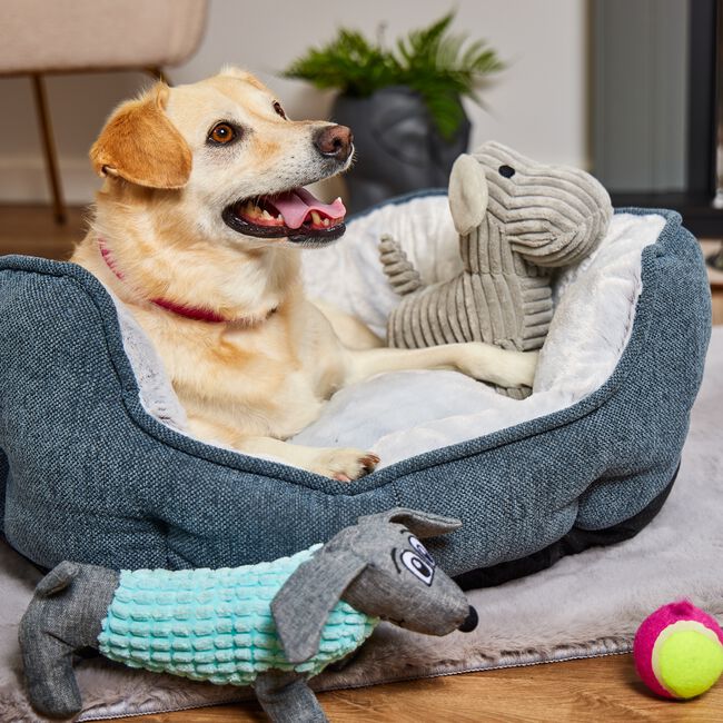 Soft Plush Chenille Pet Bed - Medium