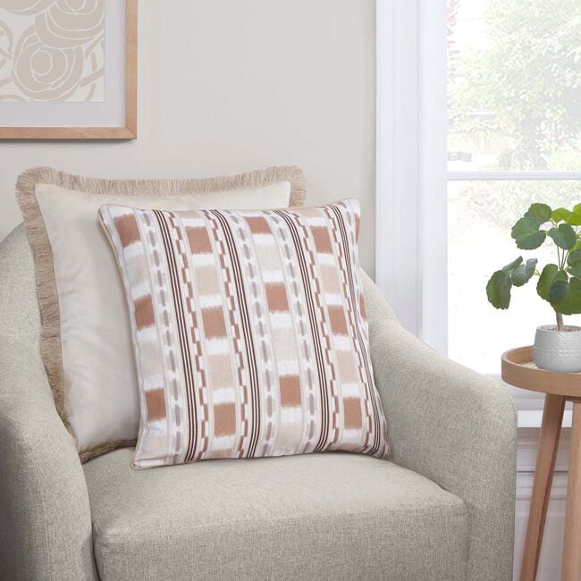 ELLEN FRINGE IVORY 45x45 Cushion