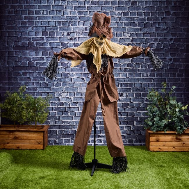 1.6m Animated Standing Scarecrow