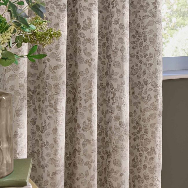 WYLDER GRACE LEAF 168X137 NATURAL Curtain