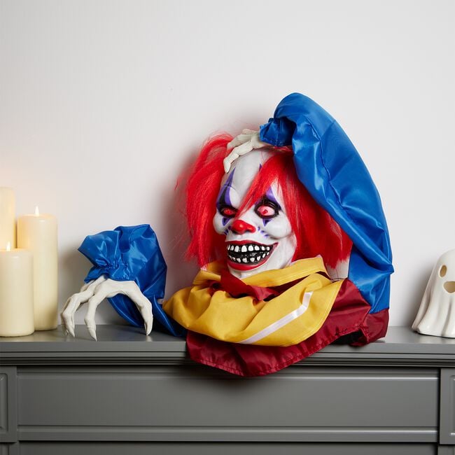 Clown With Pop Up Head