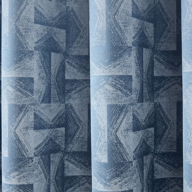 BLACKOUT & THERMAL GRAPHIC GEO BLUE  66x54 Curtain