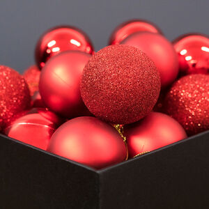 Red Bauble Set - 20 Pack