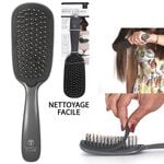 Cosmetic Club Easy-Clean Hair Brush