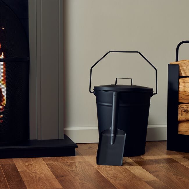 Silverflame Ash Bucket with Shovel