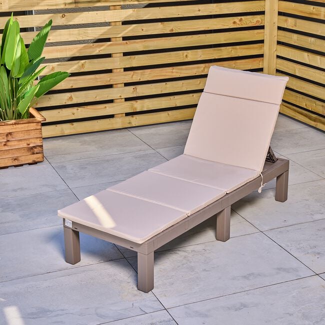 Foldable Sun Lounger With Cushion