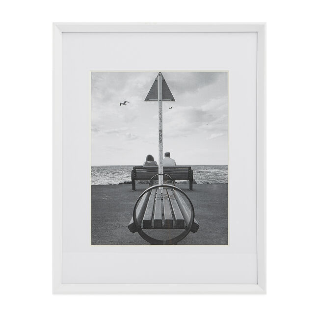 8x10" REINE WHITE Wood Bevelled Frame