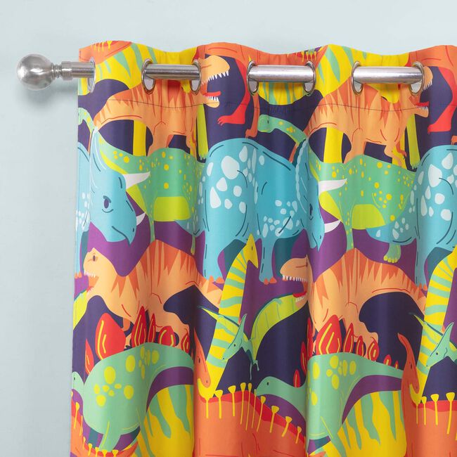 BLACKOUT DINO DAYS 66x54 Curtain